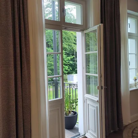 Deluxe-suite In Der Privaten Residenz *