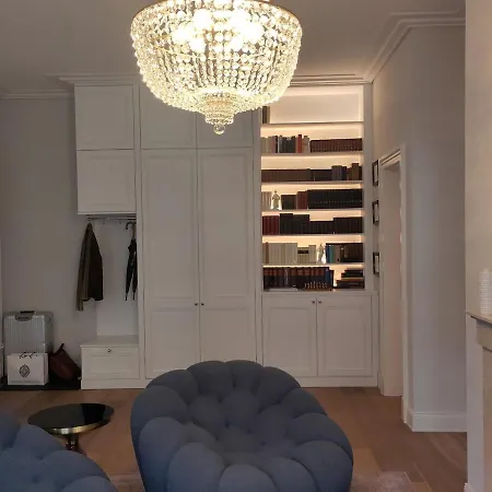 Deluxe-suite In Der Privaten Residenz