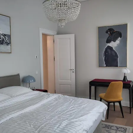 Deluxe-suite In Der Privaten Residenz 아파트