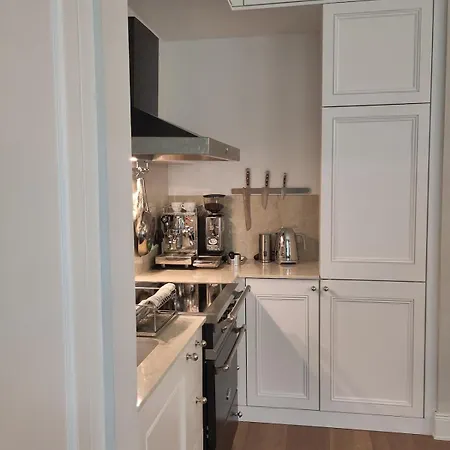 Deluxe-suite In Der Privaten Residenz 아파트 *